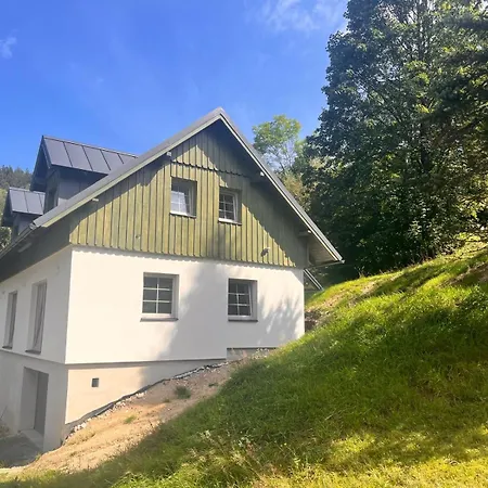 Neli A Kubik Appartement